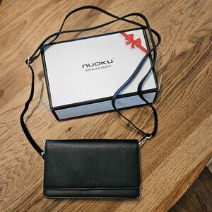 Black Crossbody Cellphone Purse
